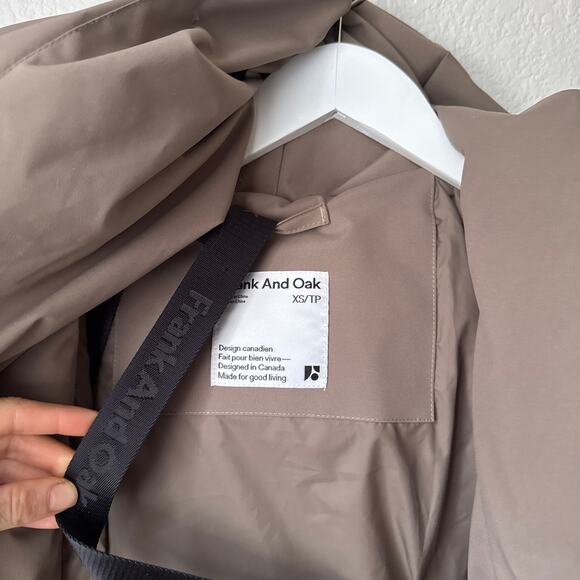 EUC $449 Frank & Oak The Hygge Puffer Coat in Taupe - Picture 7 of 13